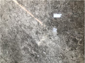 אריחי שיש אפורים של טונדרה