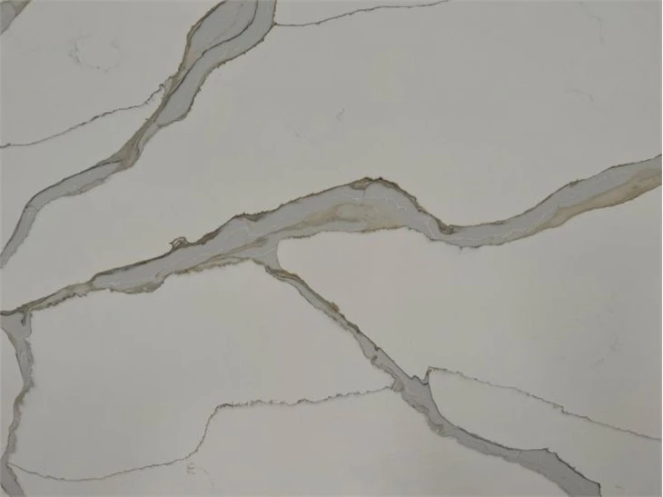 calacatta miraggio quartz slab
